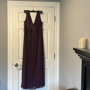David’s Bridal Bridesmaid Long Mesh Dress with Cowl Back size 20